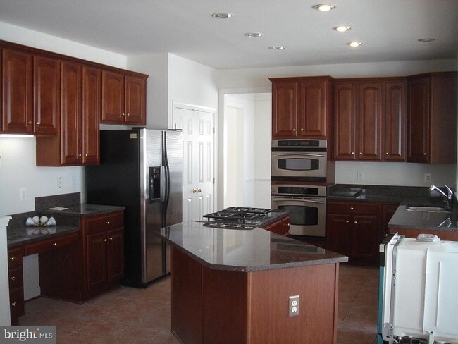 Building Photo - 11017 Baldwin Dr