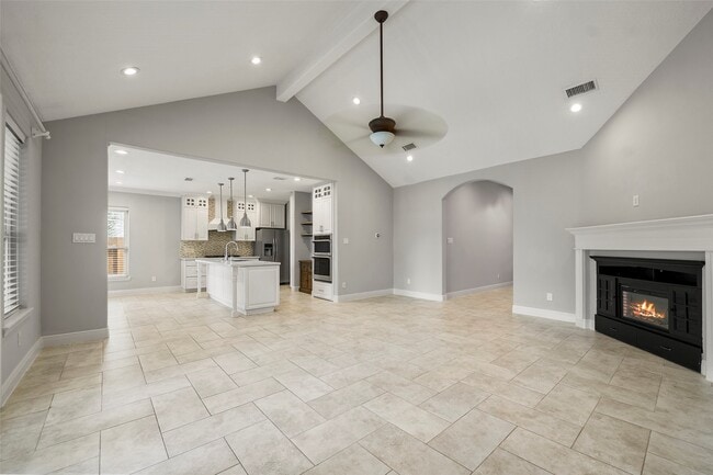 Building Photo - 6214 Pebble Canyon Ct