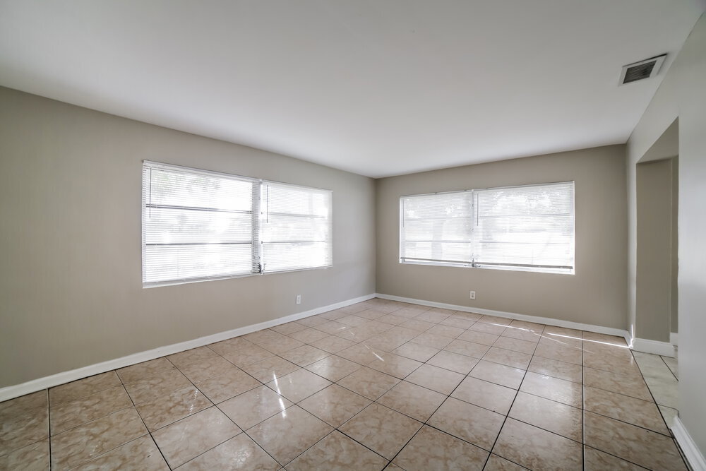 Building Photo - 2890 NW 20th St