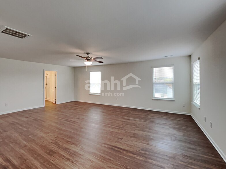 Building Photo - 5309 Cairo Ct