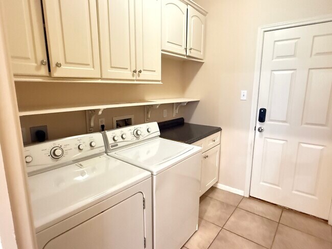 Building Photo - 12780 Capricornus