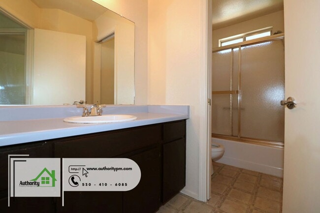 Building Photo - 5385 Vly Rdg Dr