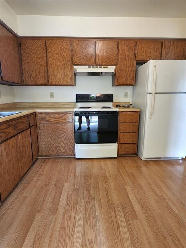 Building Photo - 4 La Crescenta Cir