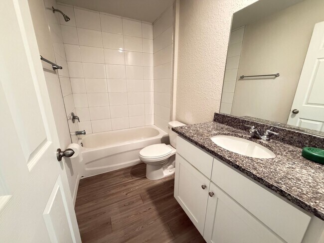 Building Photo - Spacious & Modern Inverness Gem – Your Dream 3-Bed Home!