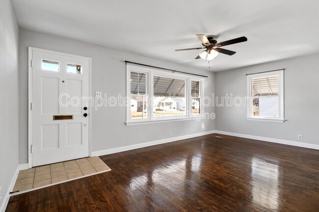 Building Photo - 8118 Blanchard Dr