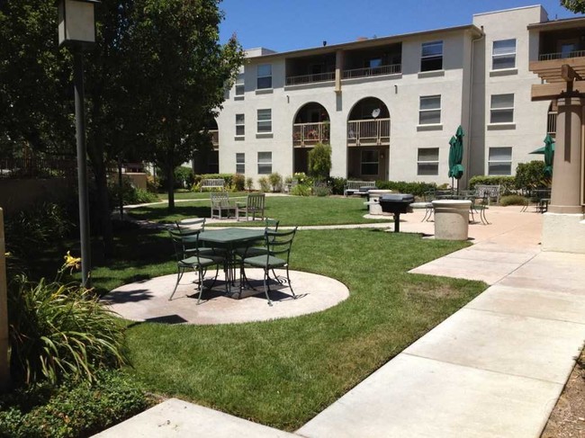 Village at Willow Glen - San Jose, CA | Apartment Finder