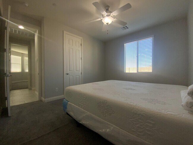 Building Photo - 799 Flowing Meadow Dr