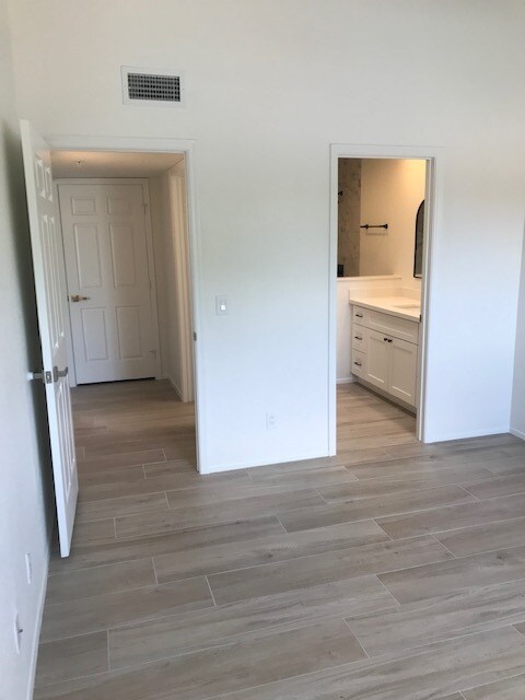 Bedroom/Door/Bath - 7510 E Thomas Rd