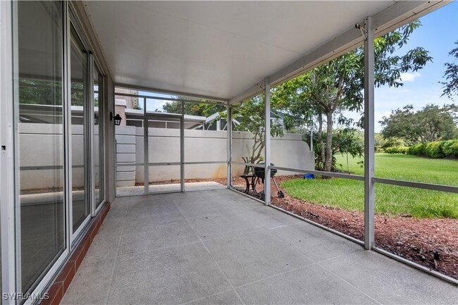 Building Photo - 5782 Cove Cir