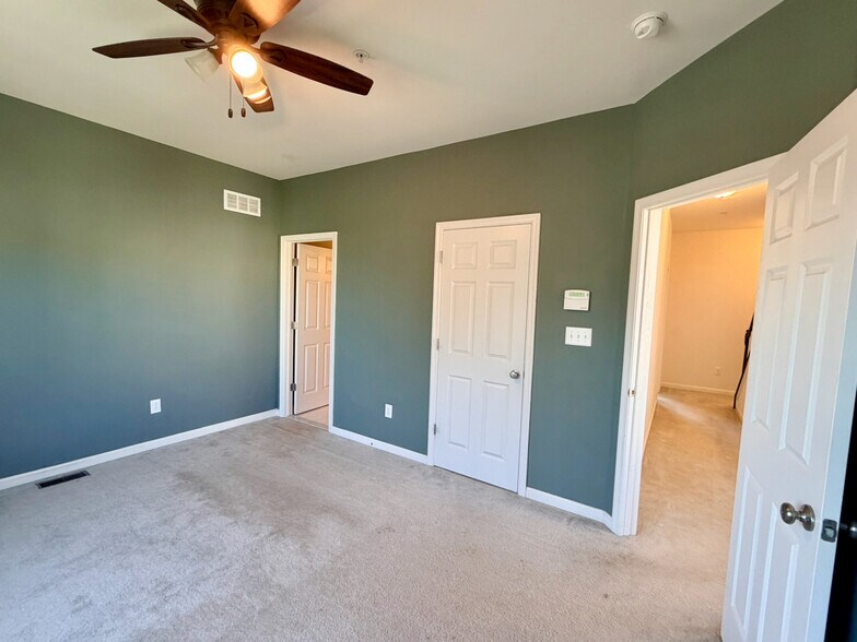 Bedroom 2 - 3744 Green St