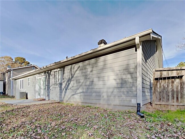 Building Photo - 968 Country Oaks Ct