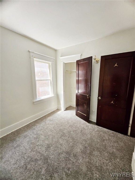 Building Photo - 706 E Delavan Ave
