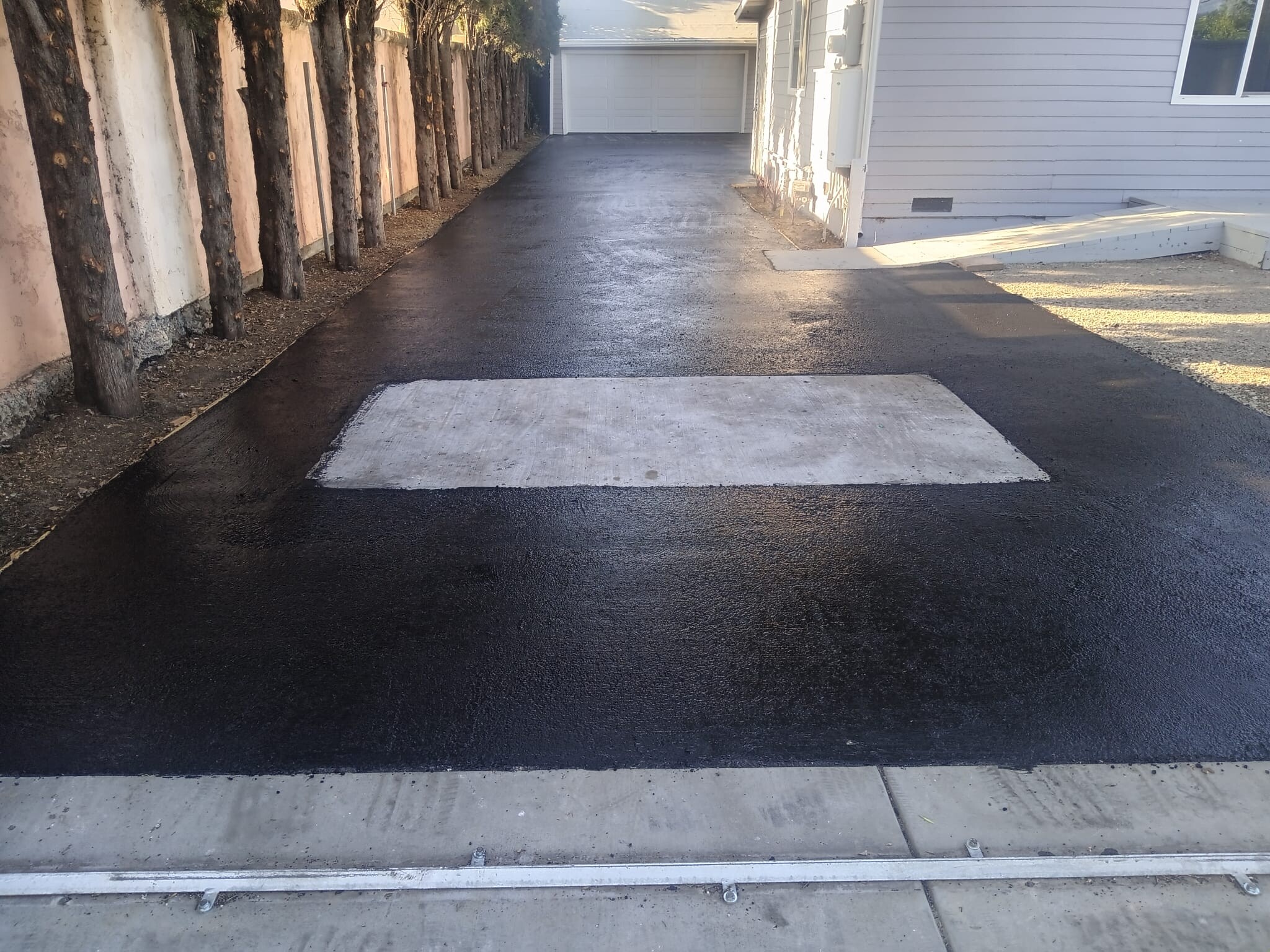 Driveway - 22635 Oxnard St