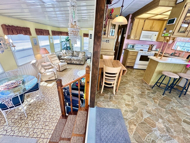 Building Photo - 2139 Nettles Blvd