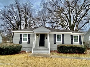 Building Photo - 308 Josanna St