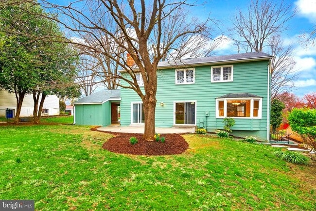 Building Photo - 7109 Davis Ct