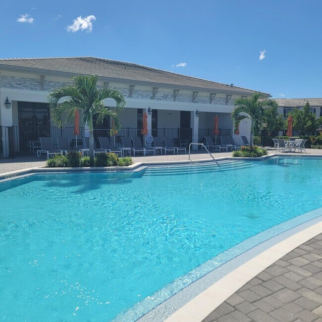 Building Photo - 28708 SW 133rd Ct