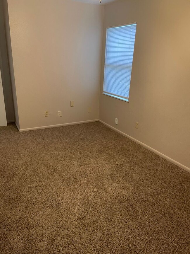 Building Photo - 6504 Flamingo Rd