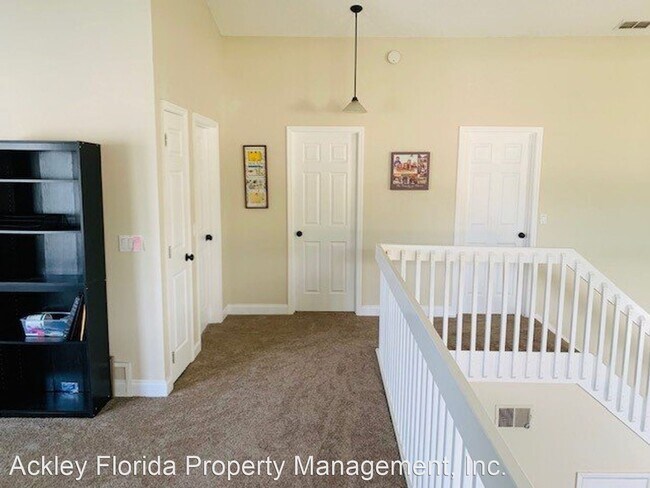 Building Photo - 3465 Fox Hollow Dr