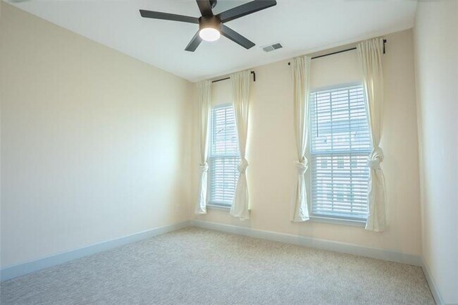 Building Photo - 1059 Caruso Dr
