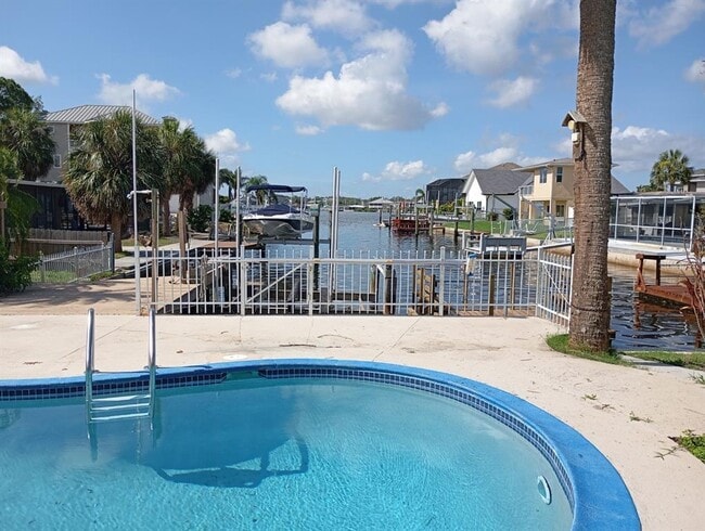Building Photo - 5024 Miller Bayou Dr