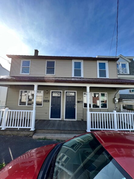 Primary Photo - 518 Lytle St