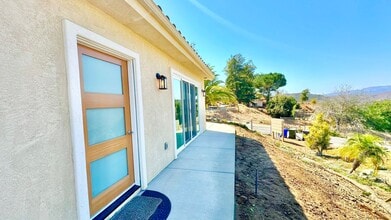 Building Photo - Beautiful Newer Custom-Construction ADU Guest Home on Private Property in Fallbrook & Lovely Neig...