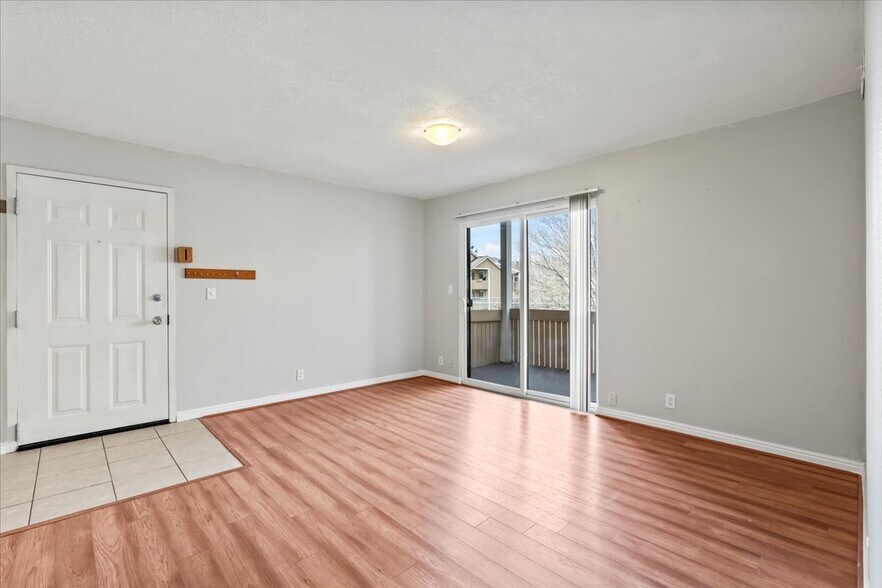 Building Photo - 1285 E Ridge Meadow Ln