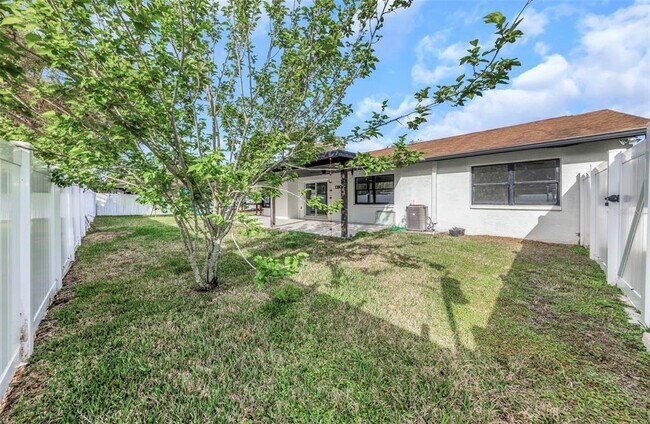 Building Photo - 4030 Fieldgreen Pl