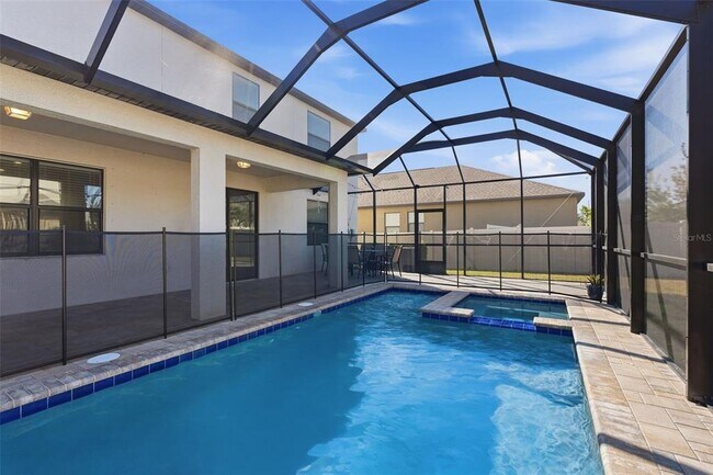 Building Photo - 11014 Little Blue Heron Dr