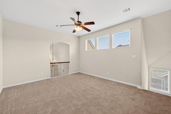 Building Photo - 5629 Grove Cove Dr