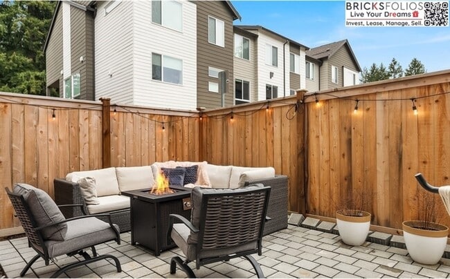 Building Photo - Ready to Experience Luxurious Living in Lynnwood, WA