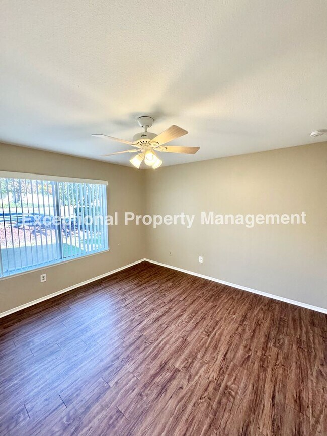 Building Photo - Ready to move in 4 bedroom 2 bath home!