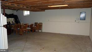 Building Photo - 1015 Farm Haven Dr