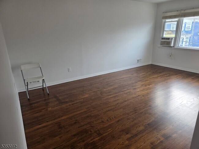Building Photo - 212 Mellon Pl