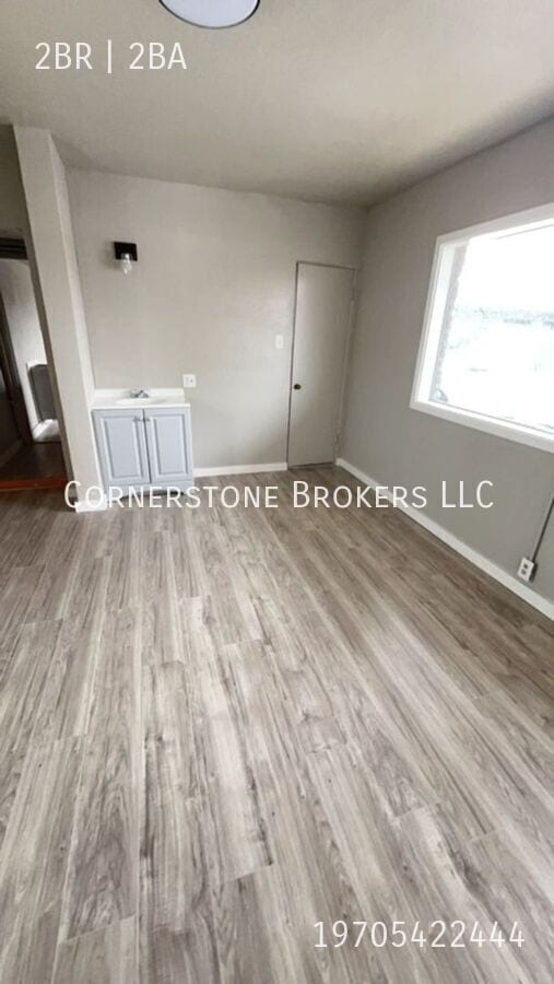 Building Photo - 1408 Edison St