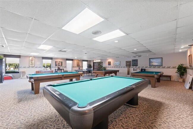 Building Photo - 10032 65th Ave N