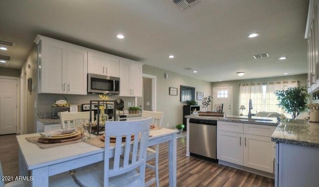 Building Photo - 5829 S 12th Ln