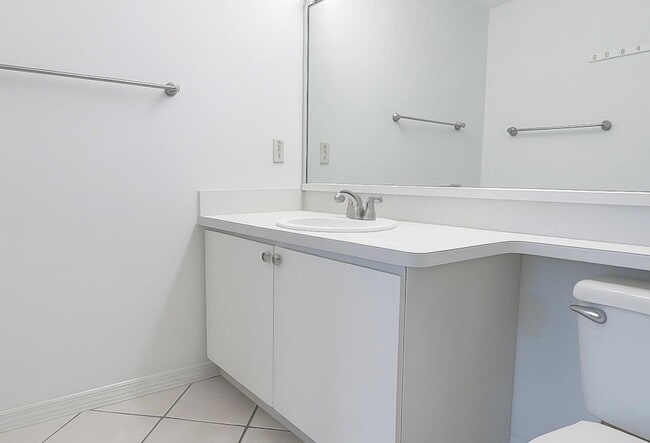 Building Photo - 3500 Coral Wy