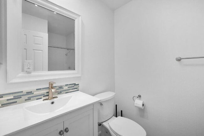 Building Photo - 4065 Harrison St
