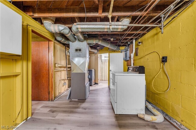 Building Photo - 17003 Talford Ave