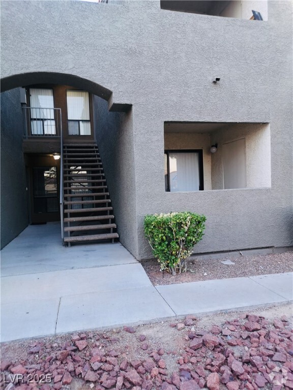 Building Photo - 3151 N Soaring Gulls Dr