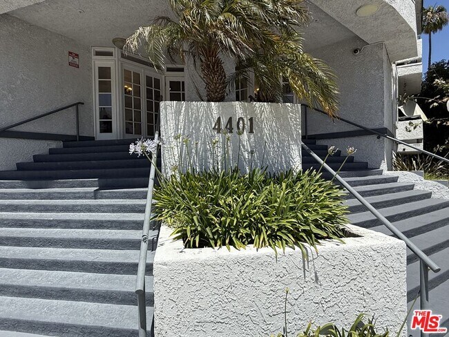 Building Photo - 4401 Sepulveda Blvd