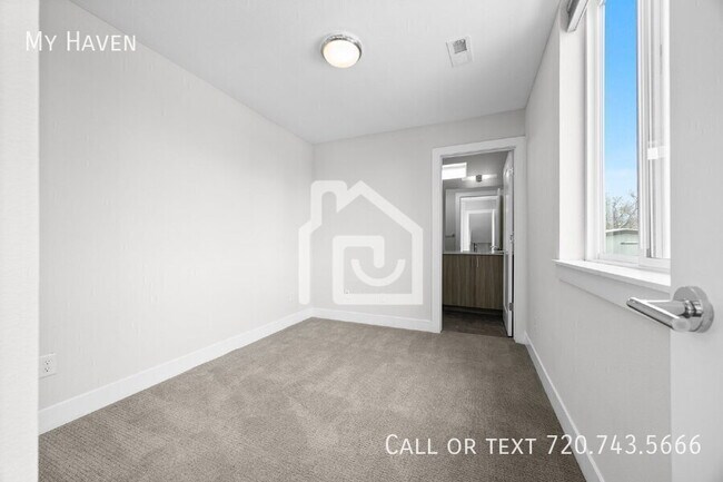 Building Photo - 1480 Wolff St