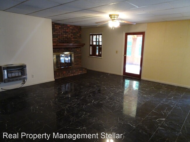 Building Photo - 6180 Elliott Family Pkwy