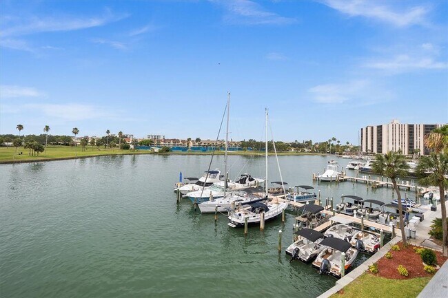 Building Photo - 450 Treasure Island Causeway
