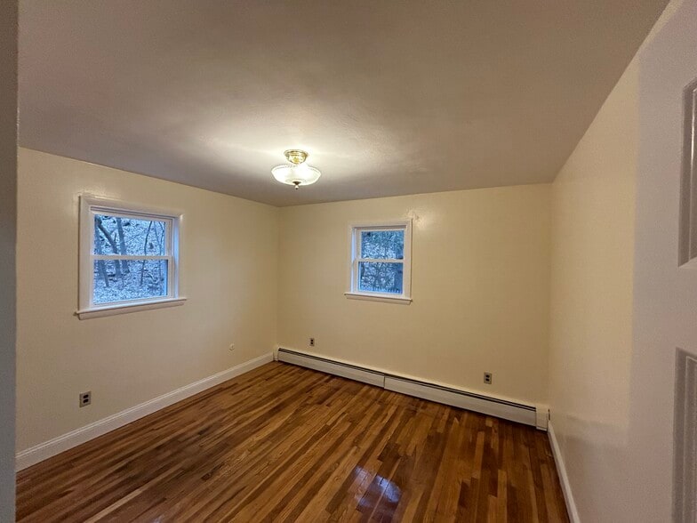 Bedroom 2 - 180 Johnson St