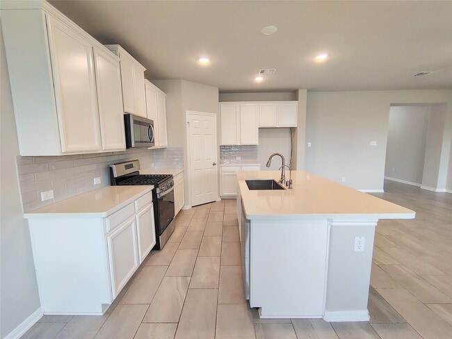 Building Photo - 9822 Willow Crown Ln