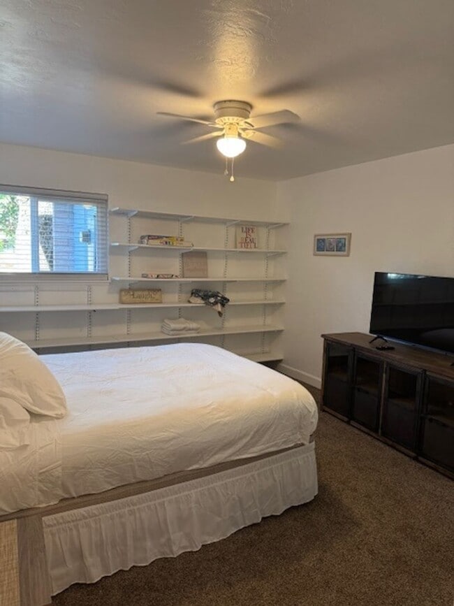 Building Photo - Beautifully Furnished and Recently Painted, Corner Lot Home Features a Fenced Backyard with an In...