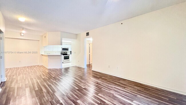Building Photo - 3019 Alcazar Pl